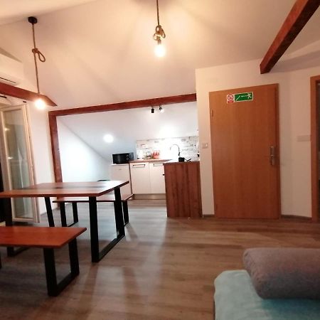 Apartman Megi & Studio Apartman Tomi - Self Check In Krapina Eksteriør billede