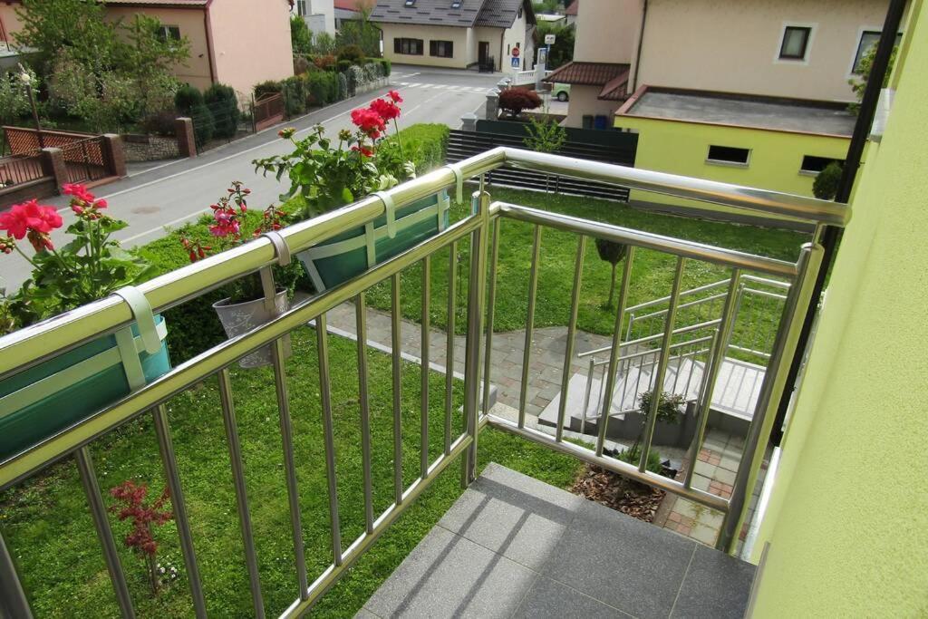 Apartman Megi & Studio Apartman Tomi - Self Check In Krapina Eksteriør billede