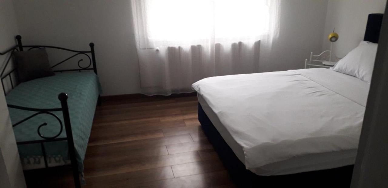 Apartman Megi & Studio Apartman Tomi - Self Check In Krapina Eksteriør billede