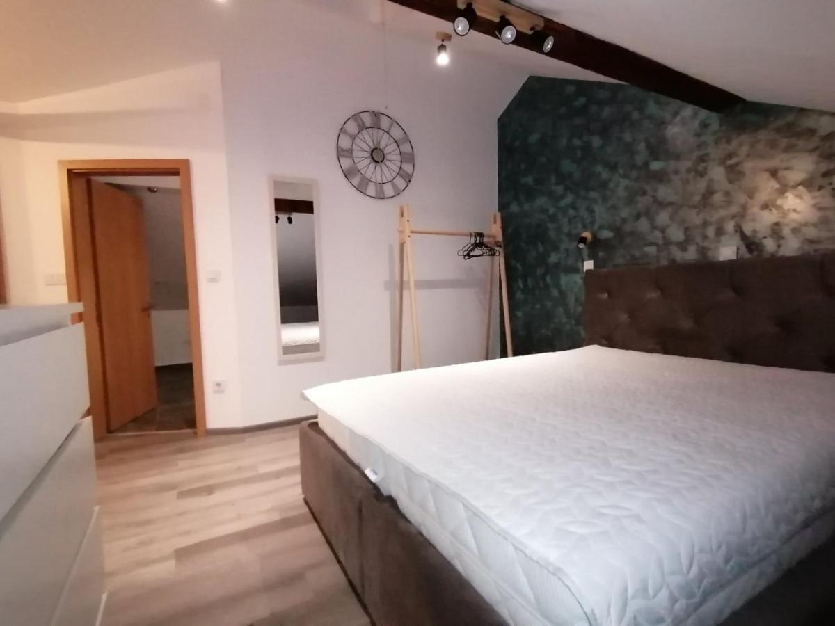 Apartman Megi & Studio Apartman Tomi - Self Check In Krapina Eksteriør billede